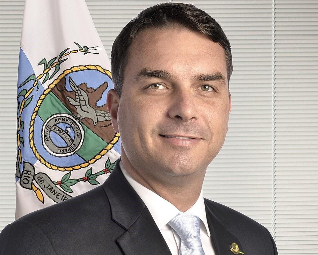 Bolsonaro Endorses Son Flavio for Brazil’s 2026 Presidential Election From Hospital - EconoTimes